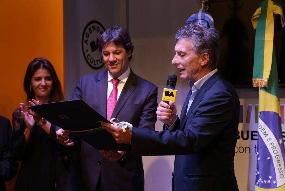 Macri firm� un acuerdo con el alcalde de San Pablo sobre cuidado del medioambiente