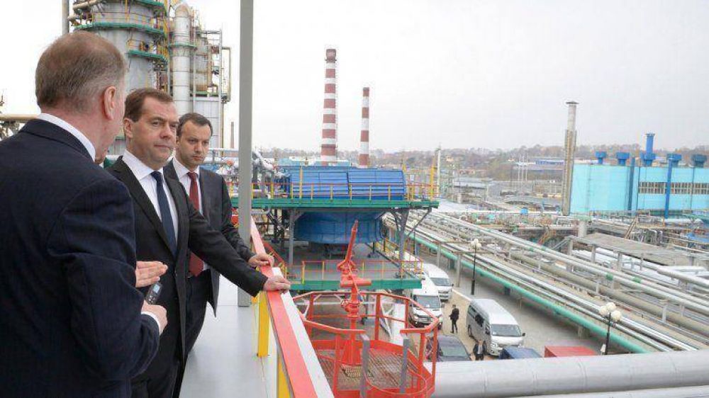Standard & Poor redujo la nota crediticia de Rusia por la crisis en Ucrania