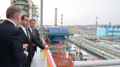 Standard & Poor redujo la nota crediticia de Rusia por la crisis en Ucrania