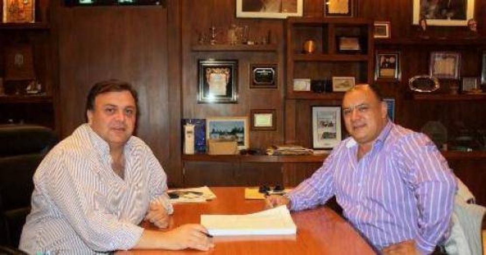 El intendente de Calafate recibi� al secretario general de la UTA