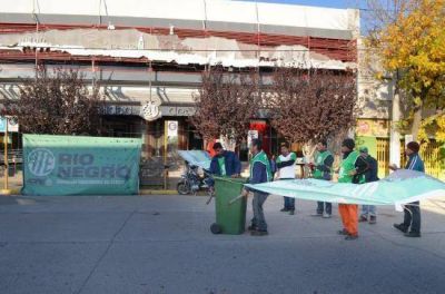 ATE desaloj� el municipio de Regina tras dos dias de protesta