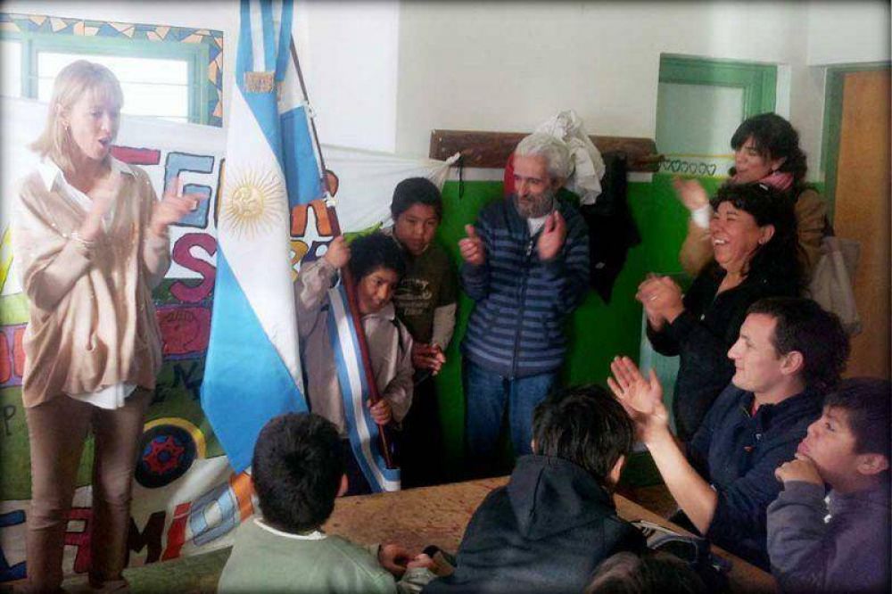 La senadora visit� diferentes instituciones locales
