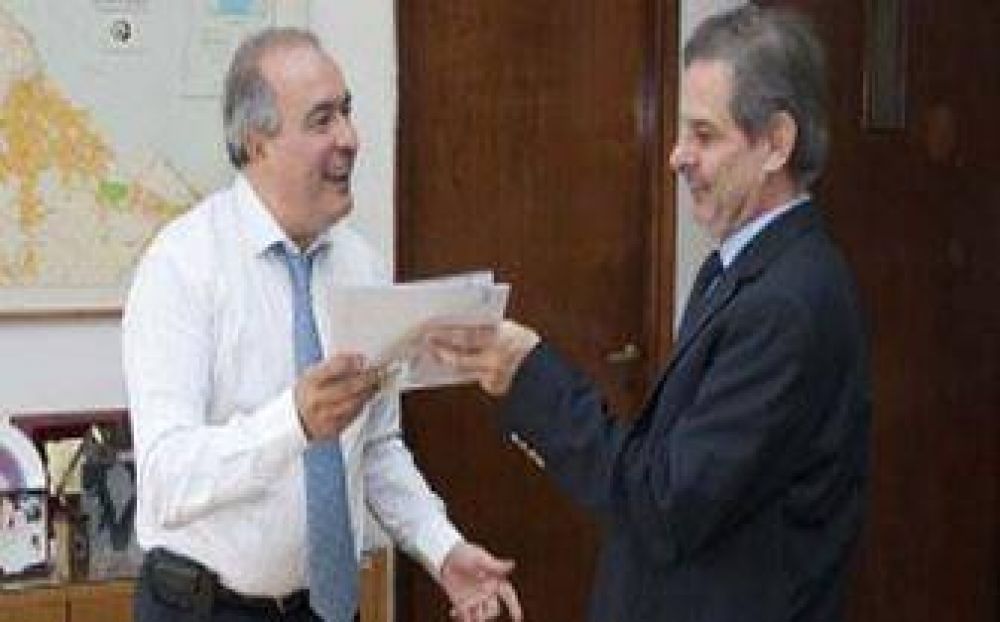 La Naci�n financiar� la remodelaci�n de seis anfiteatros de la UNT
