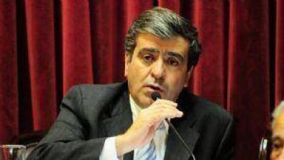 Cano asegur� que Alperovich aument� la deuda provincial en m�s de $ 3.000 millones