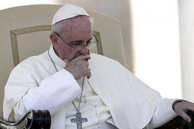 El papa Francisco le entreg� a Ucrania una pluma para 