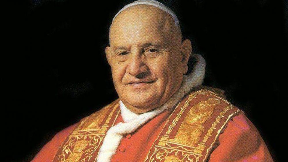 Juan XXIII, un papa simple y sin milagros