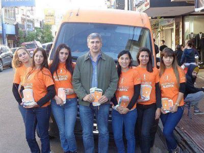Phatouros promovi� el uso del �Bot�n de Alerta� en Villa Ballester