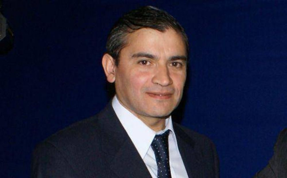 El contador Daniel Castro fue reelecto como presidente de la C�mara de Comercio de Pilar