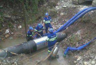El operario de Aguas del Norte fue rescatado y est� en observaci�n