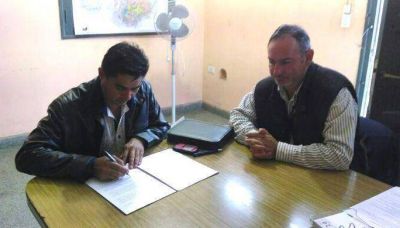 Productores agropecuarios recibir�n fondos para construir pozos someros