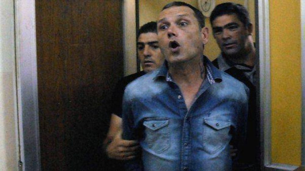 Mart�nez Poch ir� a juicio oral por secuestrar y abusar de su ex pareja