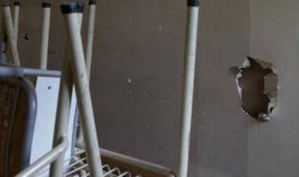 Emergencia edilicia: El 60% de las escuelas de Quilmes est� en estado 