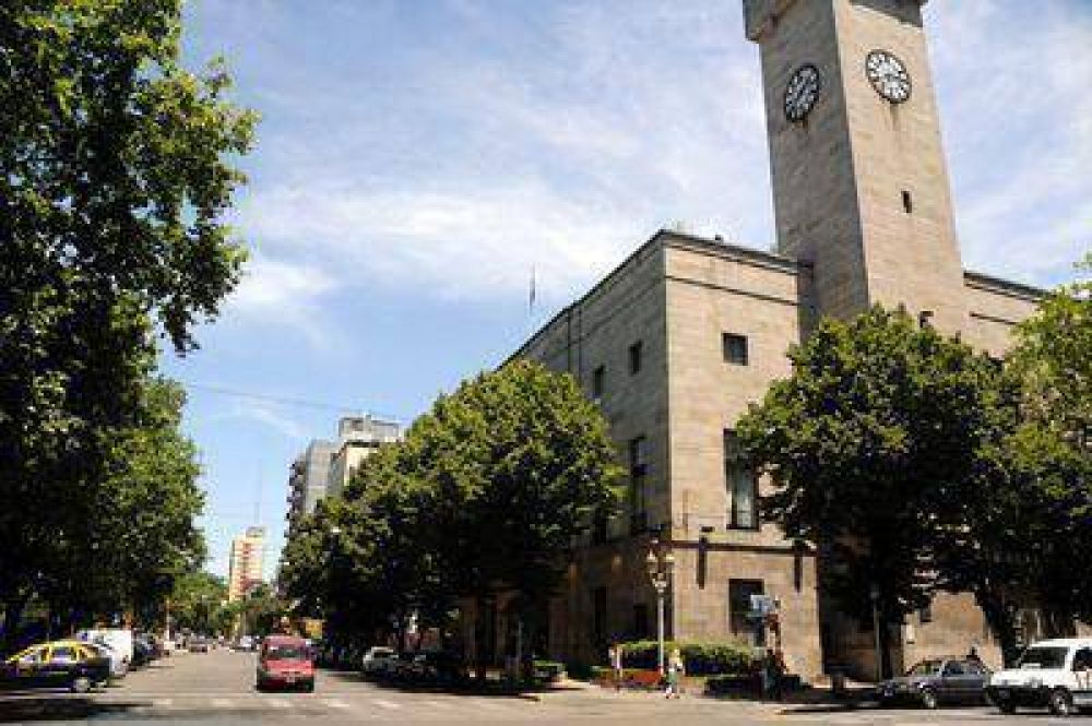 La carrera por la intendencia ya se est� disputando en la ciudad