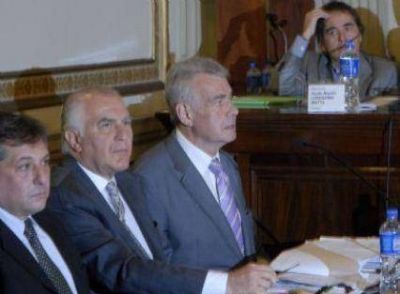 El lunes darn a conocer el veredicto en el jury al juez Hooft por supuestos vnculos con la dictadura