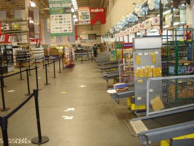 Intentaron robar casi mil pesos en mercader�a de Makro