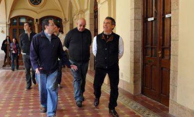 Urribarri visit� la Bas�lica de Luj�n junto al Padre El�as