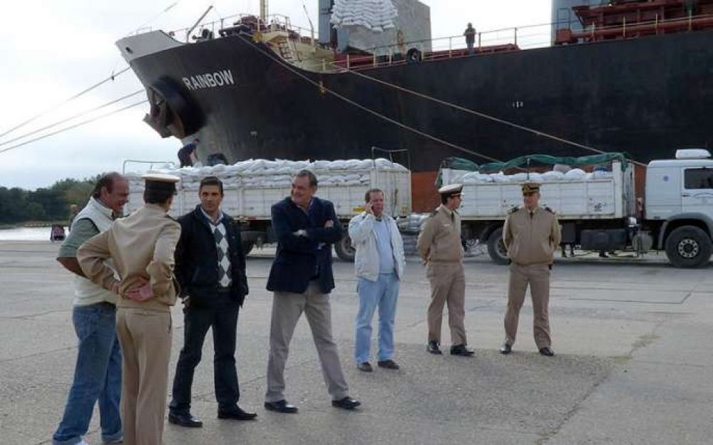 El puerto recibe al cuarto ultramarino en un mes