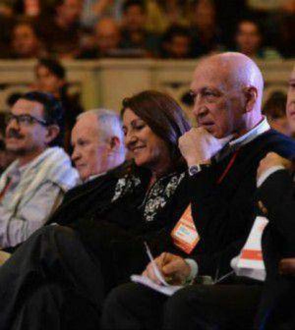 El congreso del Partido Socialista aval� la estrategia frentista