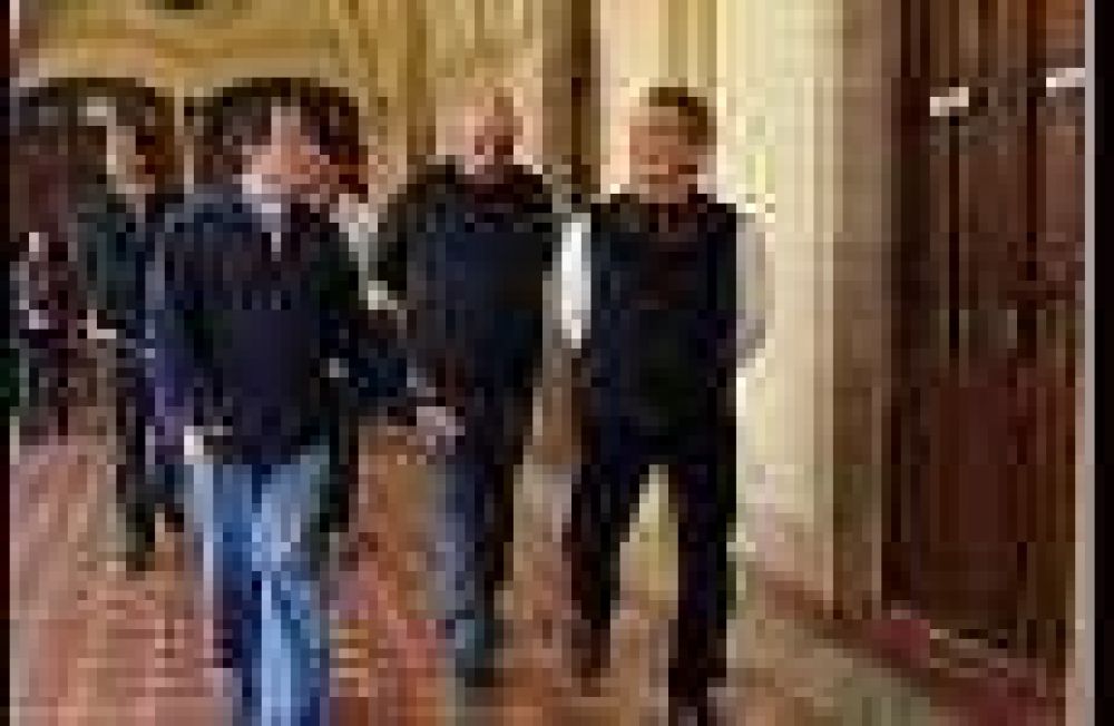 Urribarri visit� la Bas�lica de Luj�n junto al Padre El�as