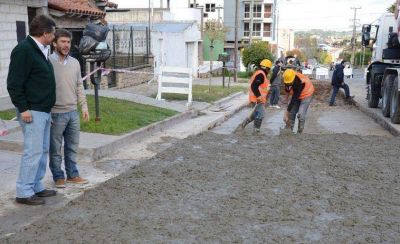 Pavimentos: �Nos cuesta el doble recuperarlos por la falta de obras de gobiernos anteriores�