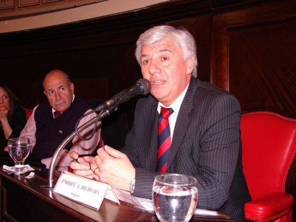 Empresarios del Puerto afirman que senador del FPV impide el desarrollo de la pesca costera