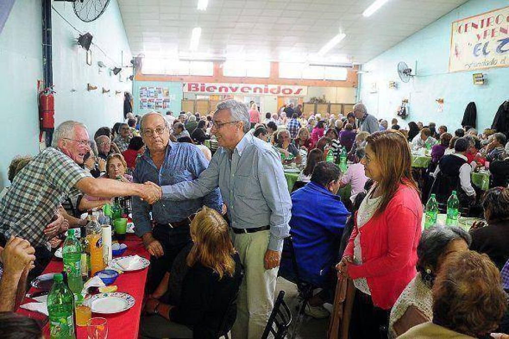 Cumplea�os de los Centros de Jubilados 