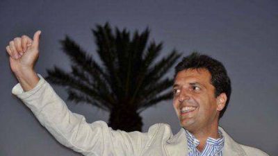 Massa sum� el apoyo del salte�o Villada