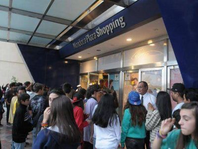 Ahora tambi�n el Shopping restringe el ingreso de chicos