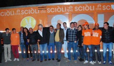Buscan consolidar la candidatura presidencial de Scioli en la Sexta