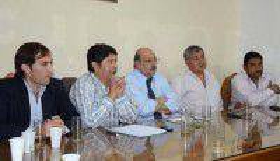 Trabajan para consensuar un programa de ordenamiento del personal de cada Municipio