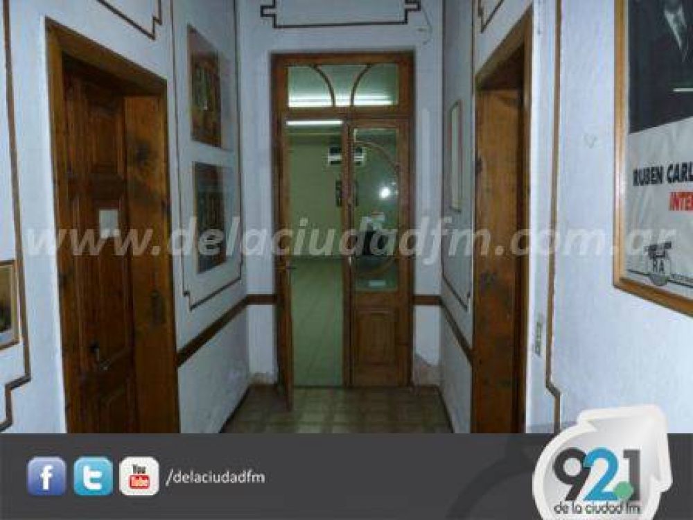 La UCR realizar� hoy una nueva reuni�n abierta