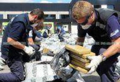 Lucha contra el narcotr�fico: convenio con Naci�n para la compra de equipamiento