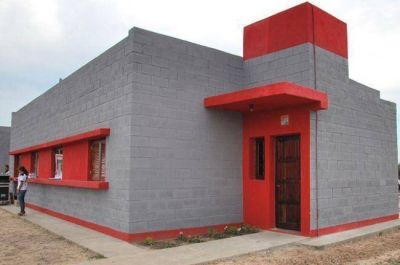 Este lunes entregar�n viviendas en Zaparinqui, J.J. Castelli y Fort�n Lavalle
