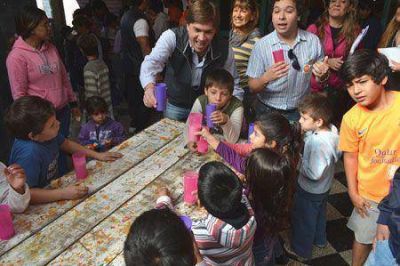 Zdero propone generar espacios de participaci�n infantil en los barrios