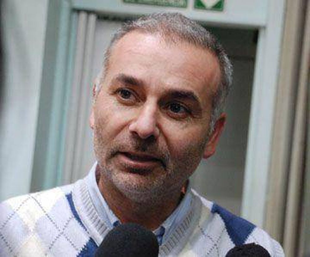 Buscan bonificar por ley el boleto estudiantil