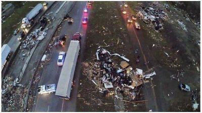 Al menos 12 muertos por una serie de tornados en Estados Unidos