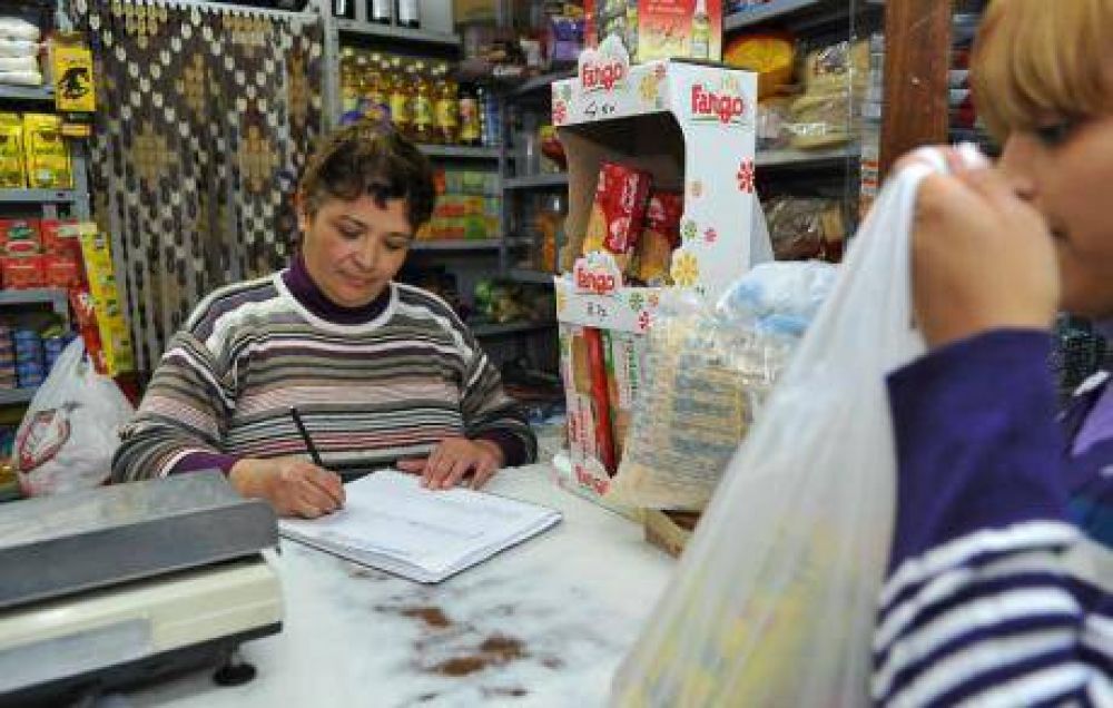 Almaceneros esperan los Precios Cuidados
