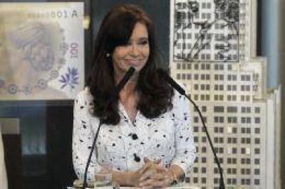 Cristina encabeza un acto de firma de convenios con provincias, que ser� transmitido en cadena nacional