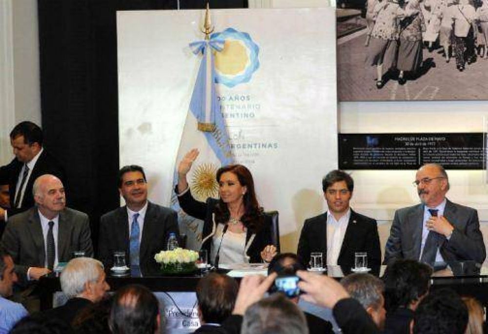 Prorrogan el vencimiento de las deudas provinciales y lanzan el �FONDEAR�