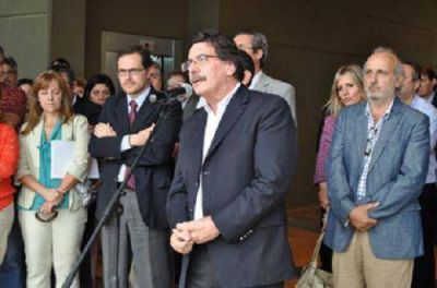 Sileoni visitar� la provincia este martes 