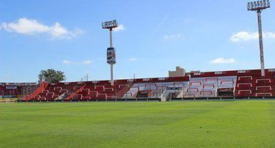 El partido de Uni�n ante Brown pas� para el domingo 11hs