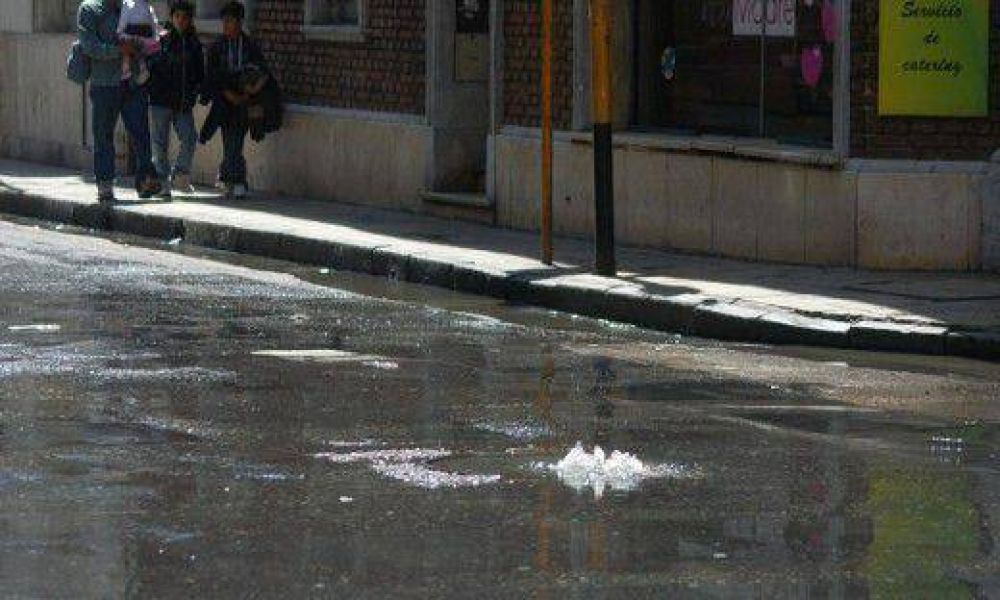 Piden explicaciones al intendente sobre fondos para cloacas