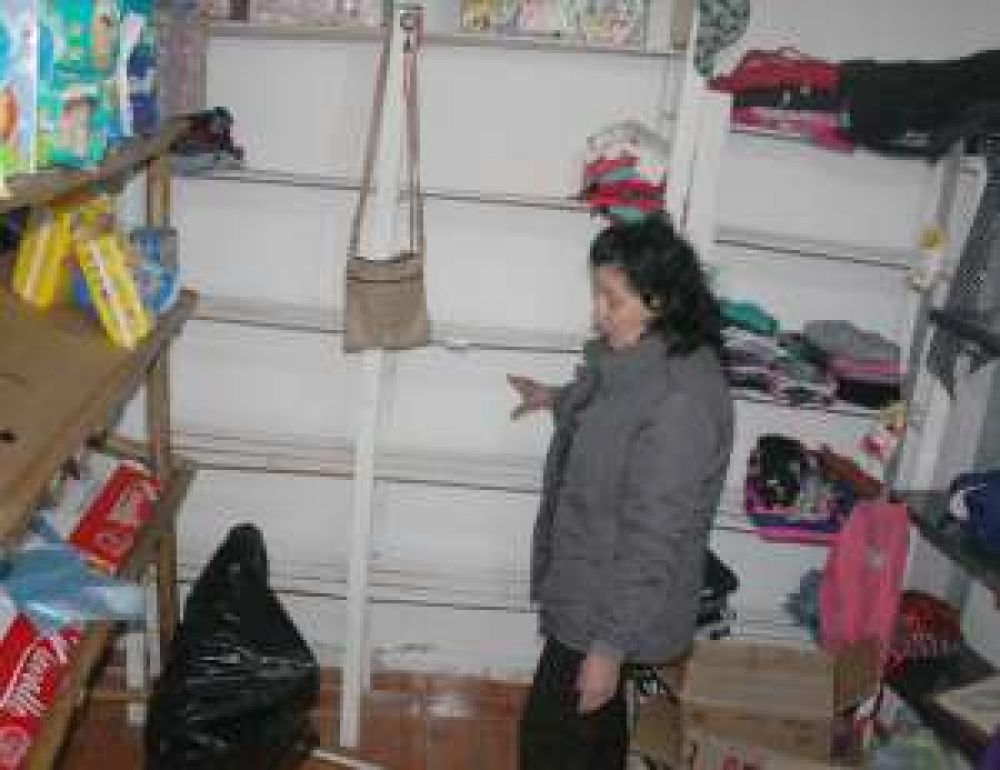 Cierran su local de ropa por un robo por m�s de $50.000
