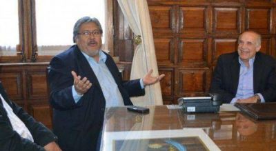 Navarro asegur� que Passaglia le dijo que �bajo ning�n aspecto se va a ir del Frente para la Victoria�