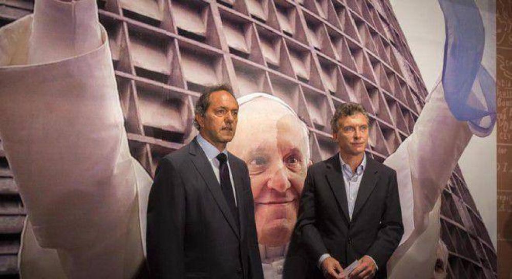 Scioli ahora mortifica a La C�mpora con una foto con Macri