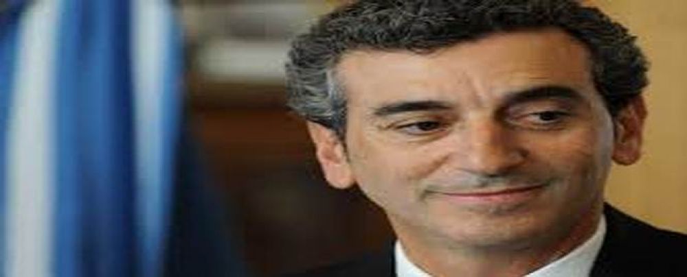 Randazzo llega a Salta y se reunir� con exferroviarios