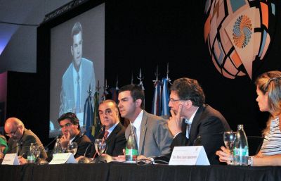 Finalmente el Gobierno accedi� a brindar informaci�n sobre el sueldo del Gobernador y sus Ministros
