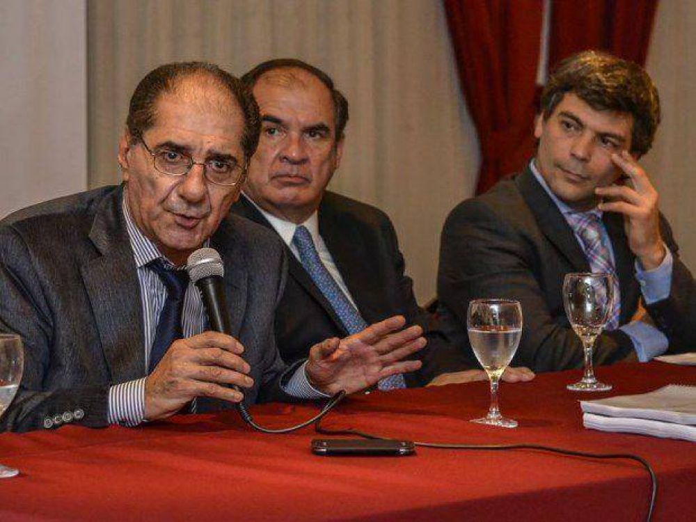 Bajar�an de 15 a 10 a�os las condenas m�ximas para los narcotraficantes