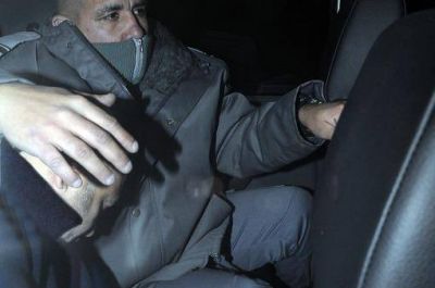Mangeri en Tribunales para notificarle el tribunal que lo juzgar�