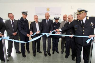 La Escuela de Polic�as inaugur� su nueva sede en Recreo